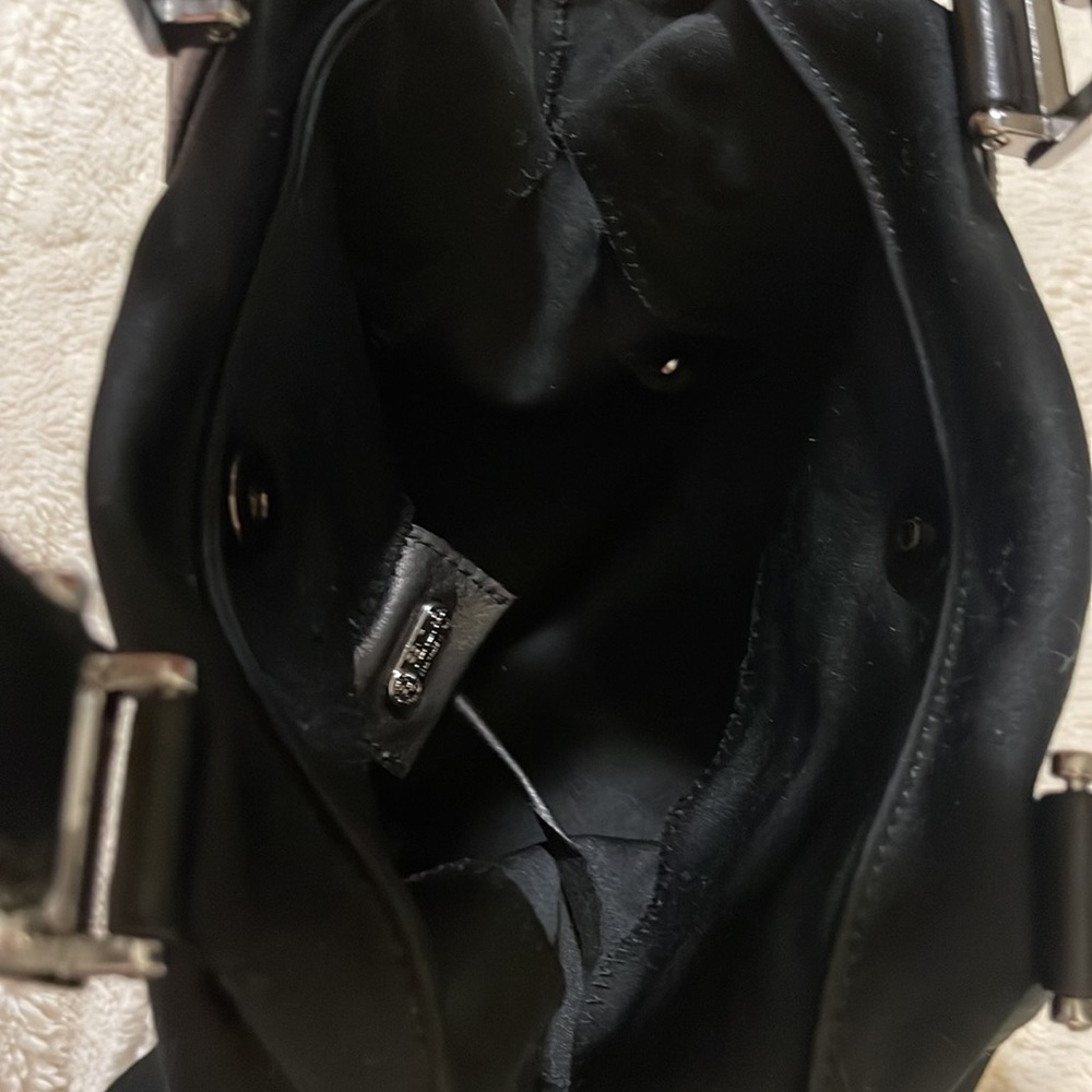 đFENDI BLACK SATCHEL WITH LEATHER HANDLES AND LEASH POUCH - Picture 9 of 11